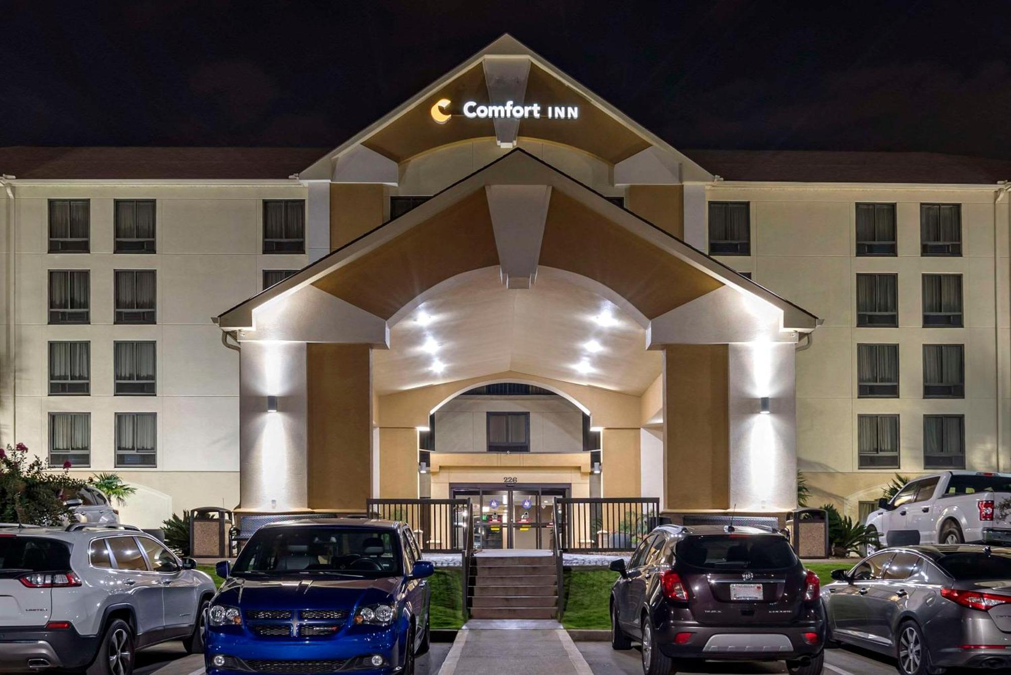 Comfort Inn Birmingham Homewood Екстериор снимка