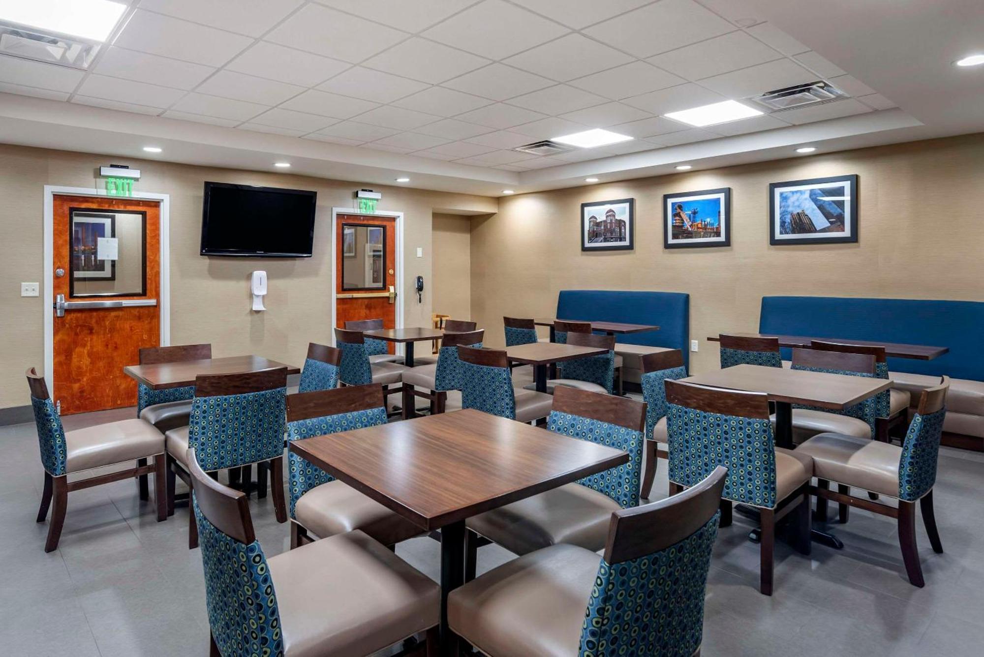 Comfort Inn Birmingham Homewood Екстериор снимка
